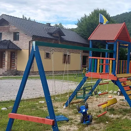 Vikendica, Bazen, Sedrvan, Rafting Na Uni, Quad Holiday home *