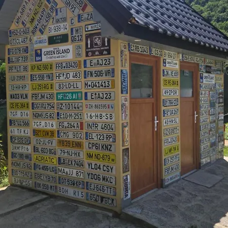 Vikendica, Bazen, Sedrvan, Rafting Na Uni, Quad Holiday home