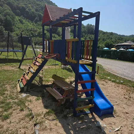 Vikendica, Bazen, Sedrvan, Rafting Na Uni, Quad Holiday home Bihac