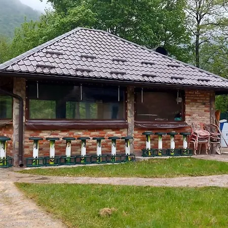 Vikendica, Bazen, Sedrvan, Rafting Na Uni, Quad Bihac