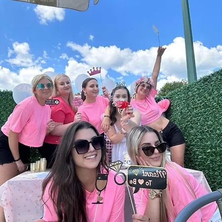 Vikendica, Bazen, Sedrvan, Rafting Na Uni, Quad Bihac